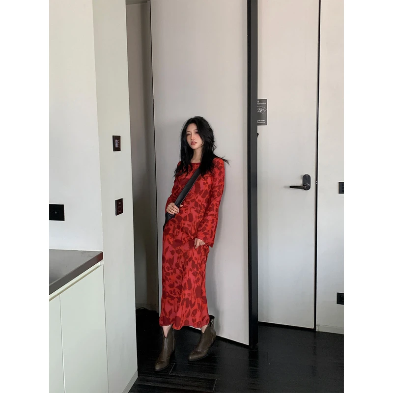 左边女装喇叭长袖连衣裙性感长裙2025春季新款印花鱼尾裙