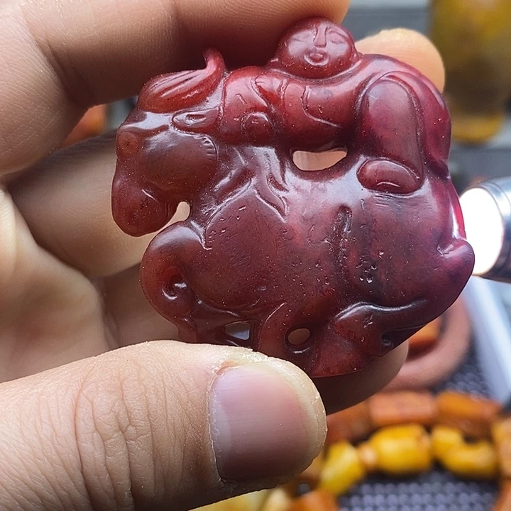 未镶嵌蛇纹石玉颈饰