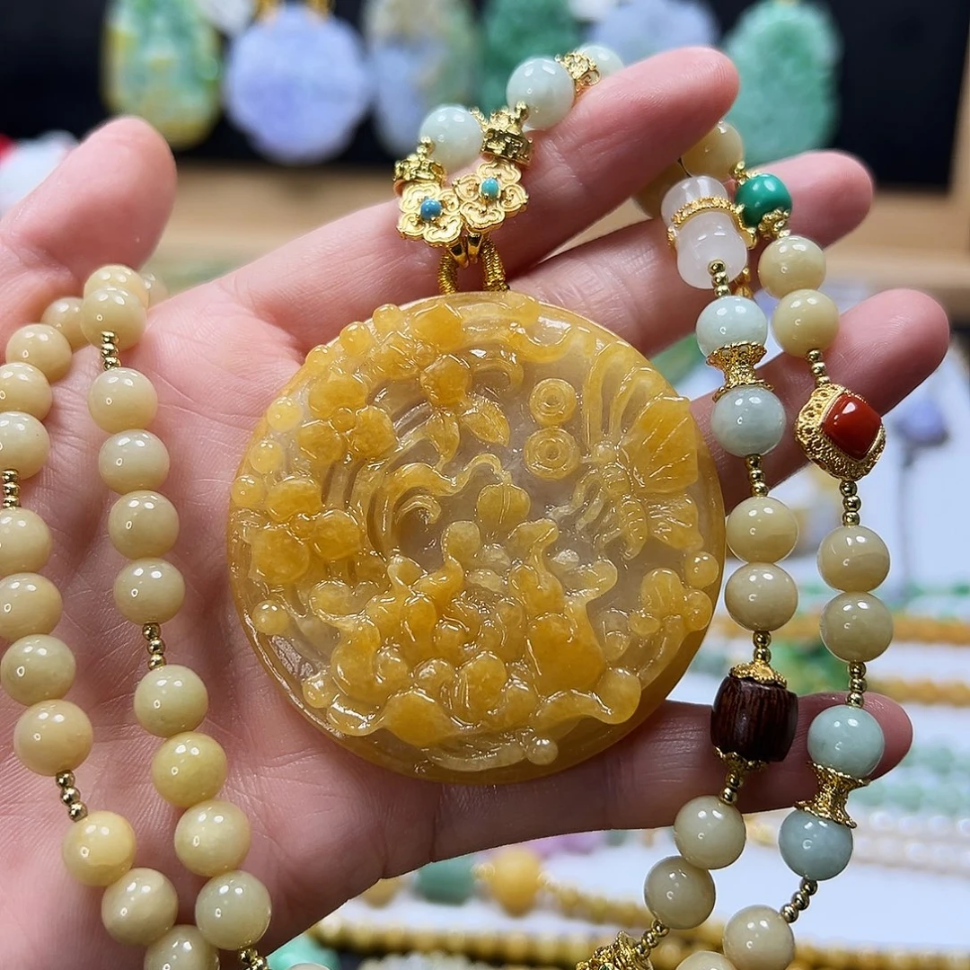 翡翠未镶嵌颈饰吊坠