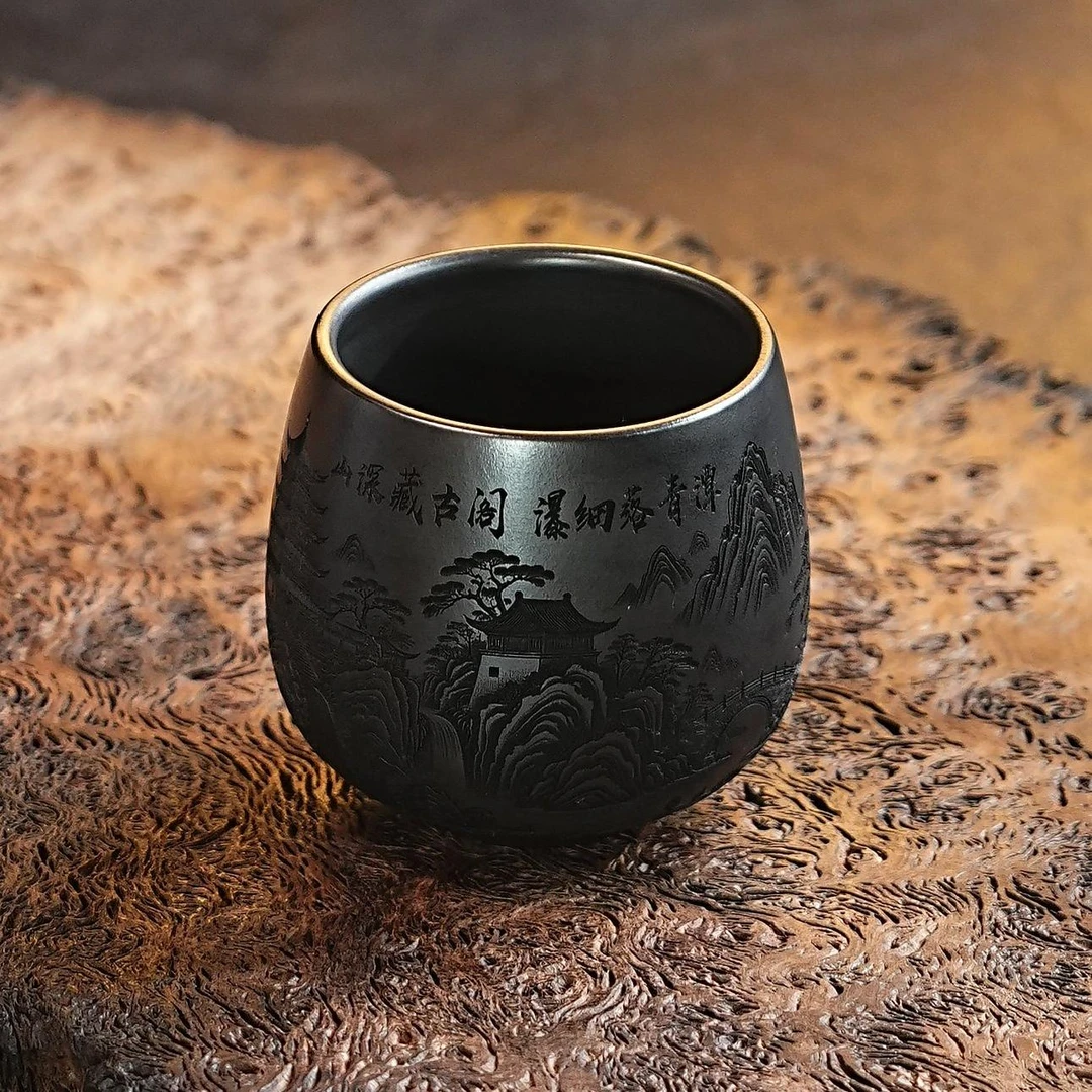宜兴紫砂茶具 原矿石黄泥料刻绘山水楼阁花鸟主人杯品茗杯