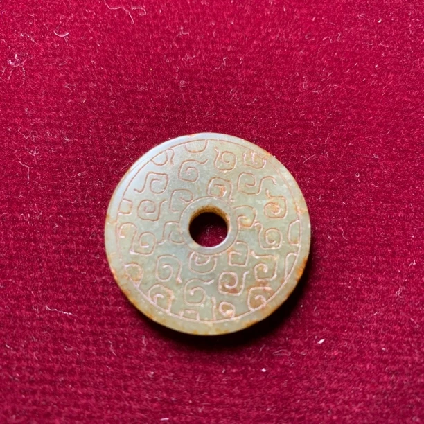 和田青白玉小圆璧挂件