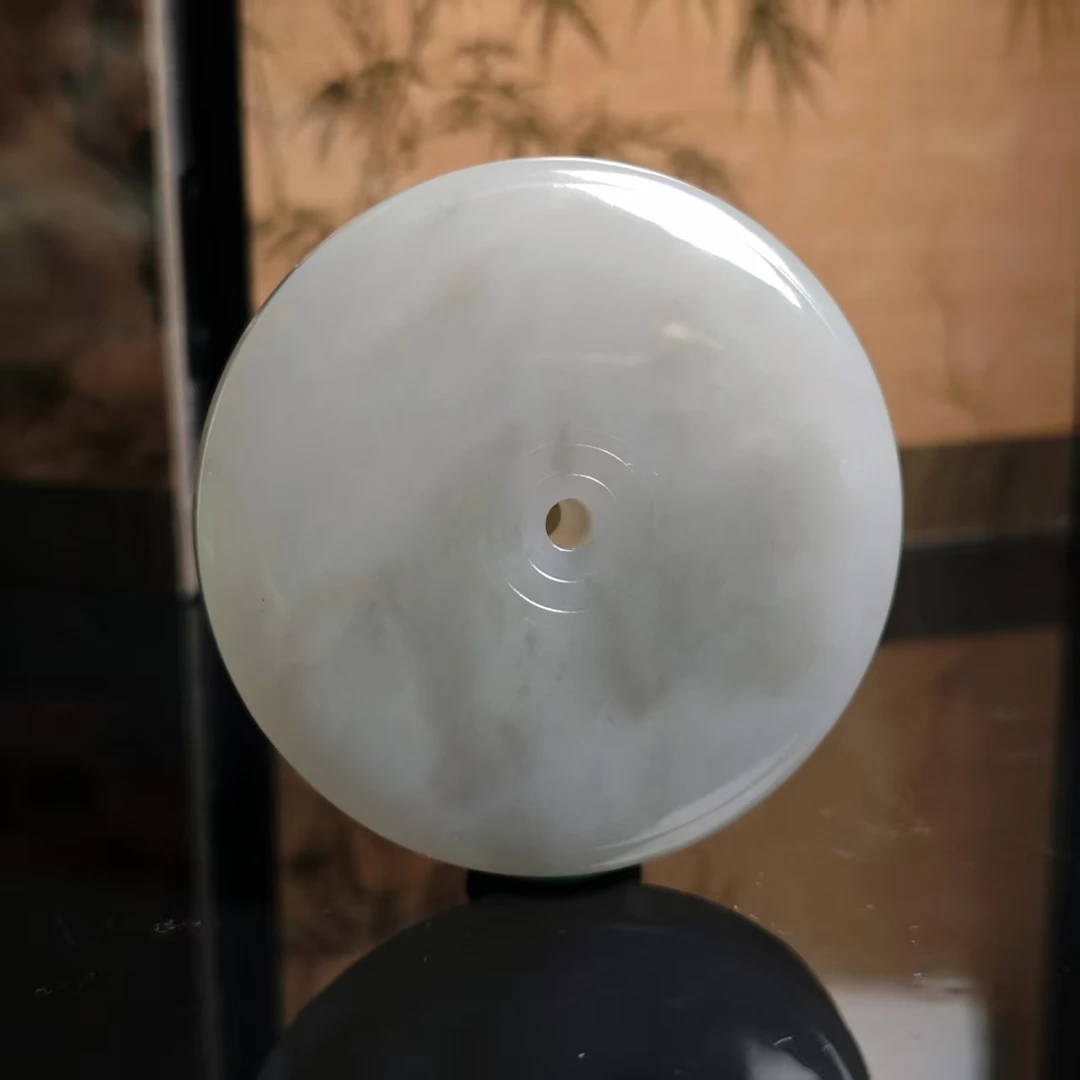lot6282 平安扣 和田玉烟紫 54*13mm 75.6g