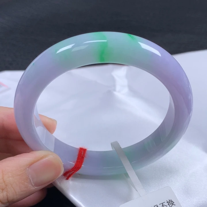 翡翠未镶嵌手镯