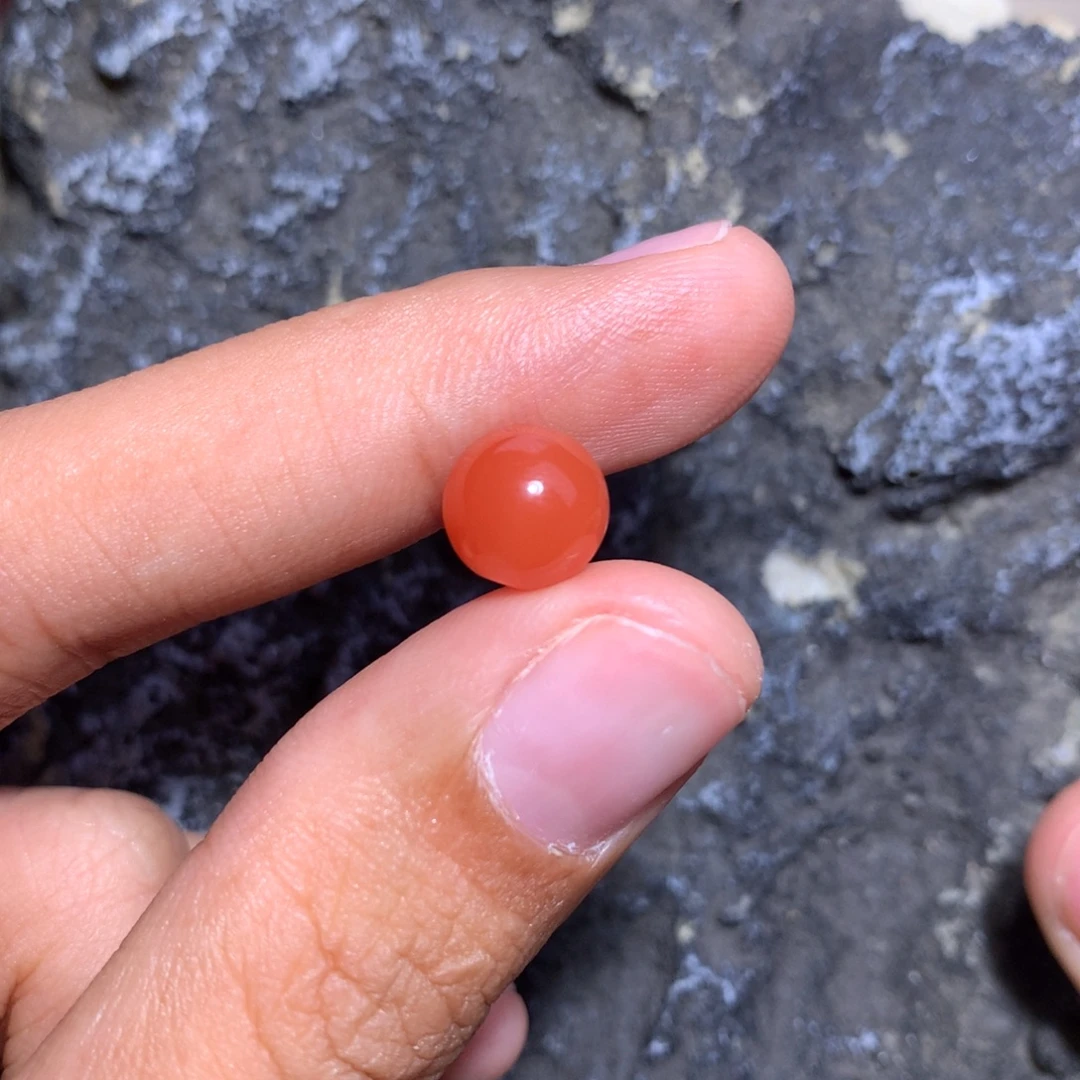 司***火南红玛瑙未镶嵌圆珠8