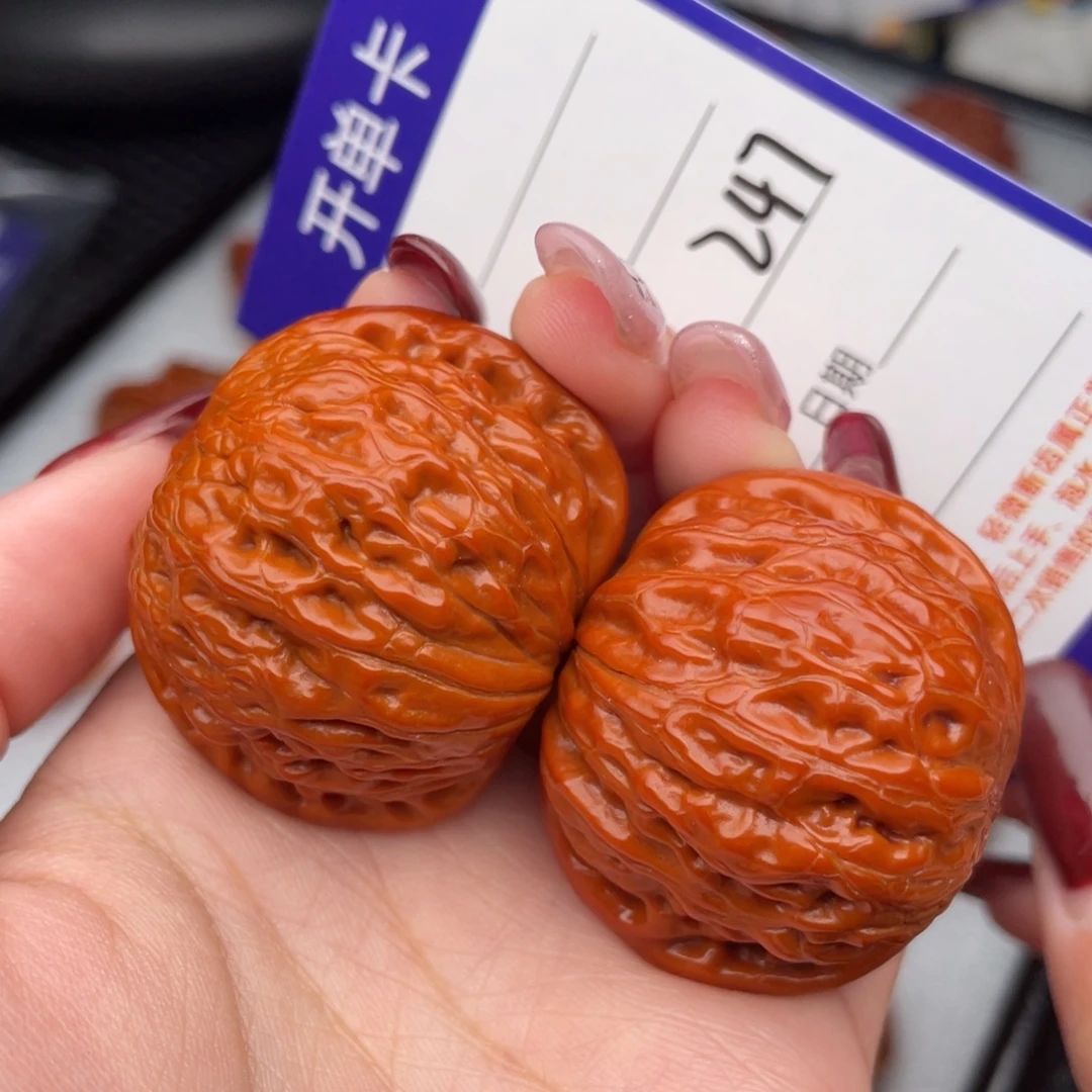 协***具桃核把件39铁锤247