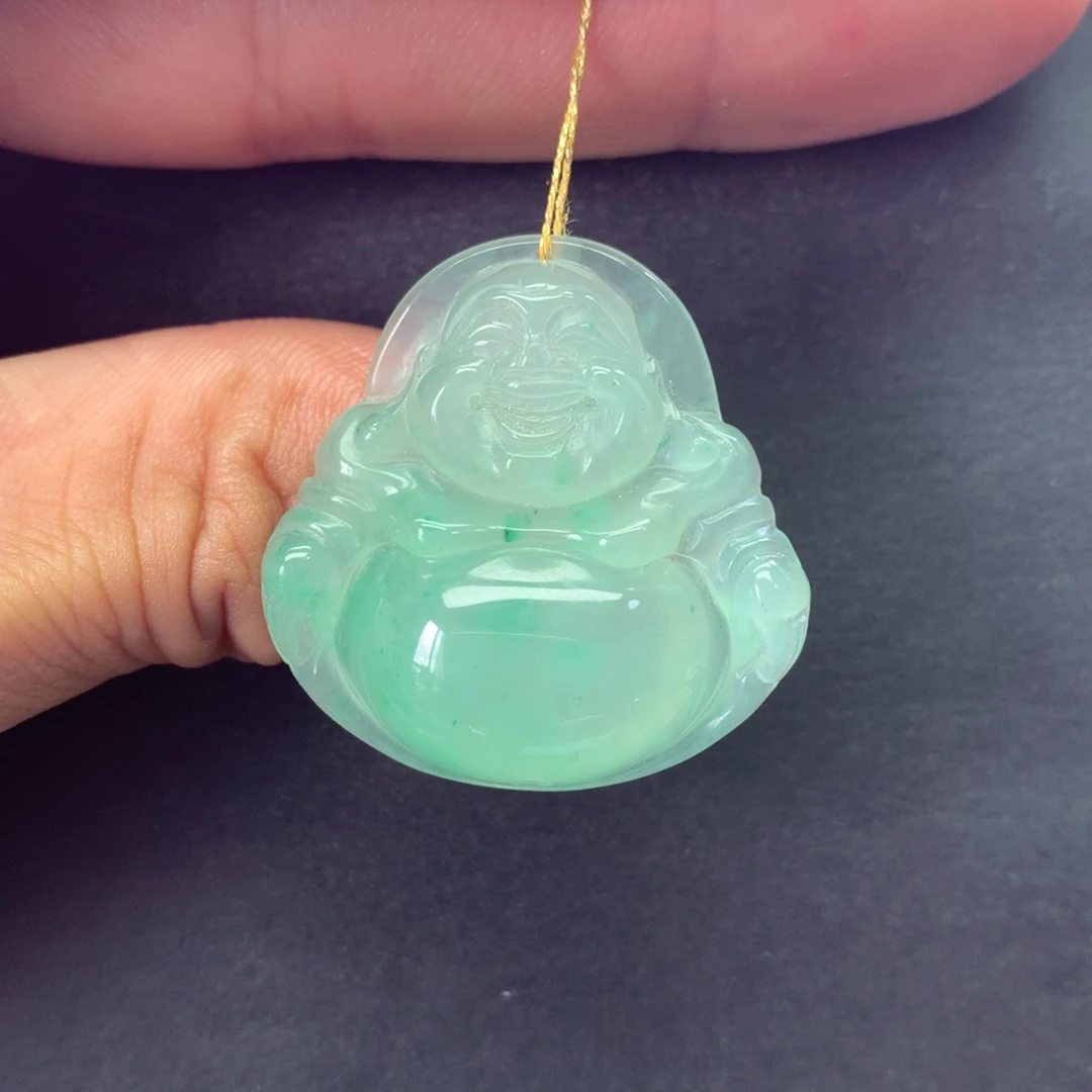 颈饰未镶嵌石英质玉