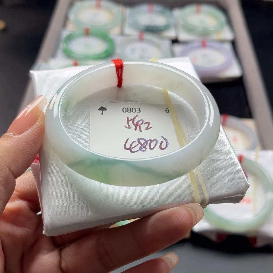 翡翠手镯未镶嵌54贵妃