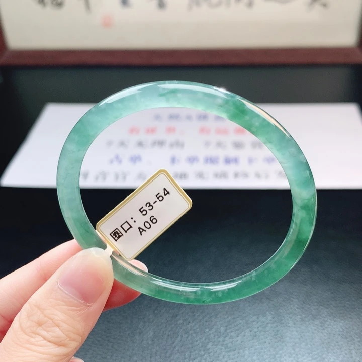 翡翠未镶嵌手镯翡翠手镯64