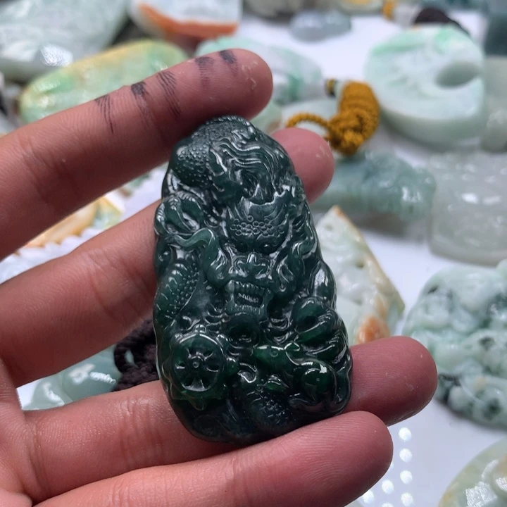 颈饰未镶嵌翡翠保真天然a货翡翠