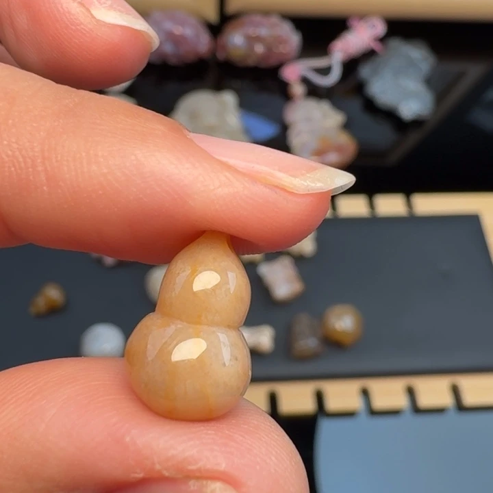 中***和硅化玉合金颈饰福利