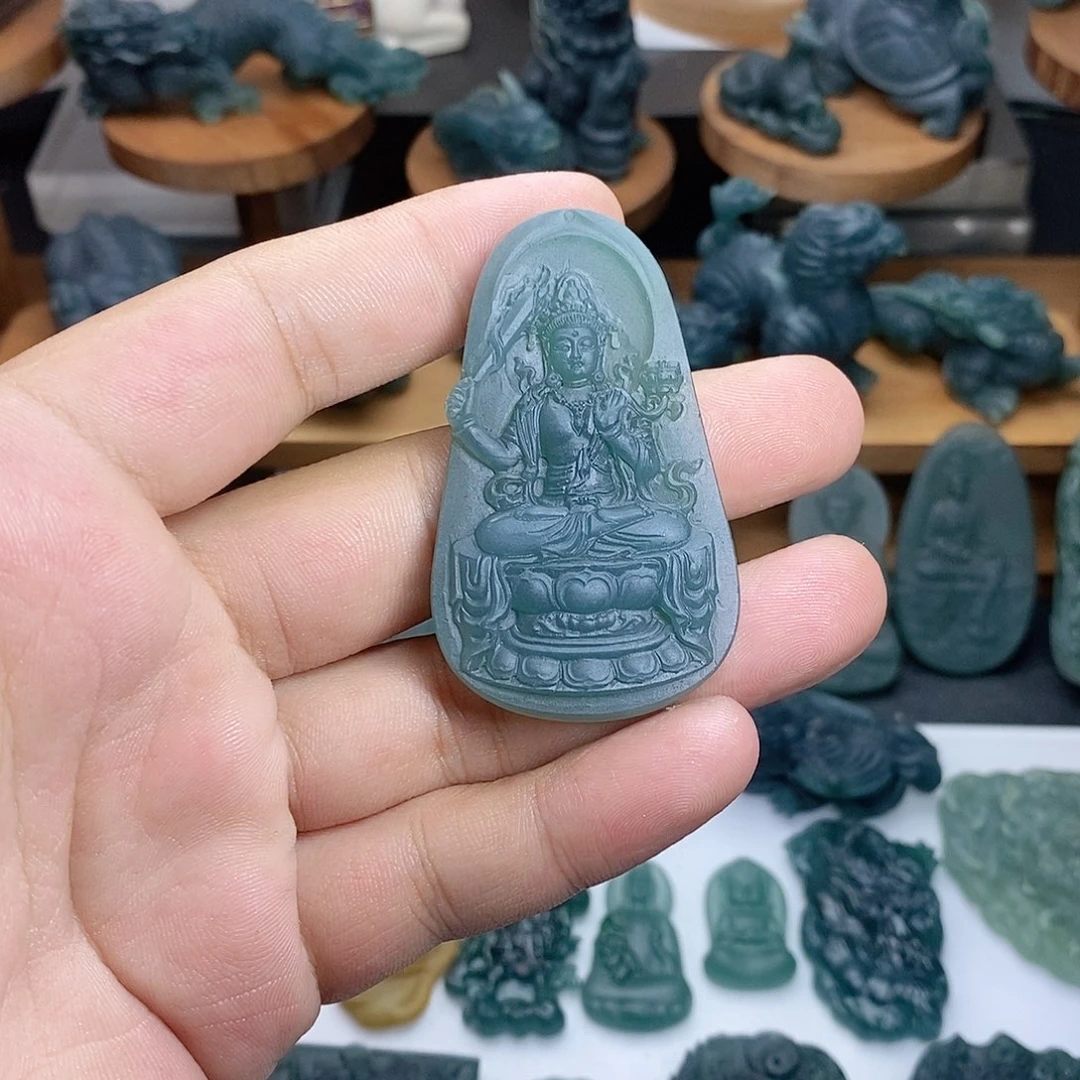 定制翡翠未镶嵌虚空