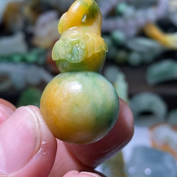 菁***定制翡翠未镶嵌毛货