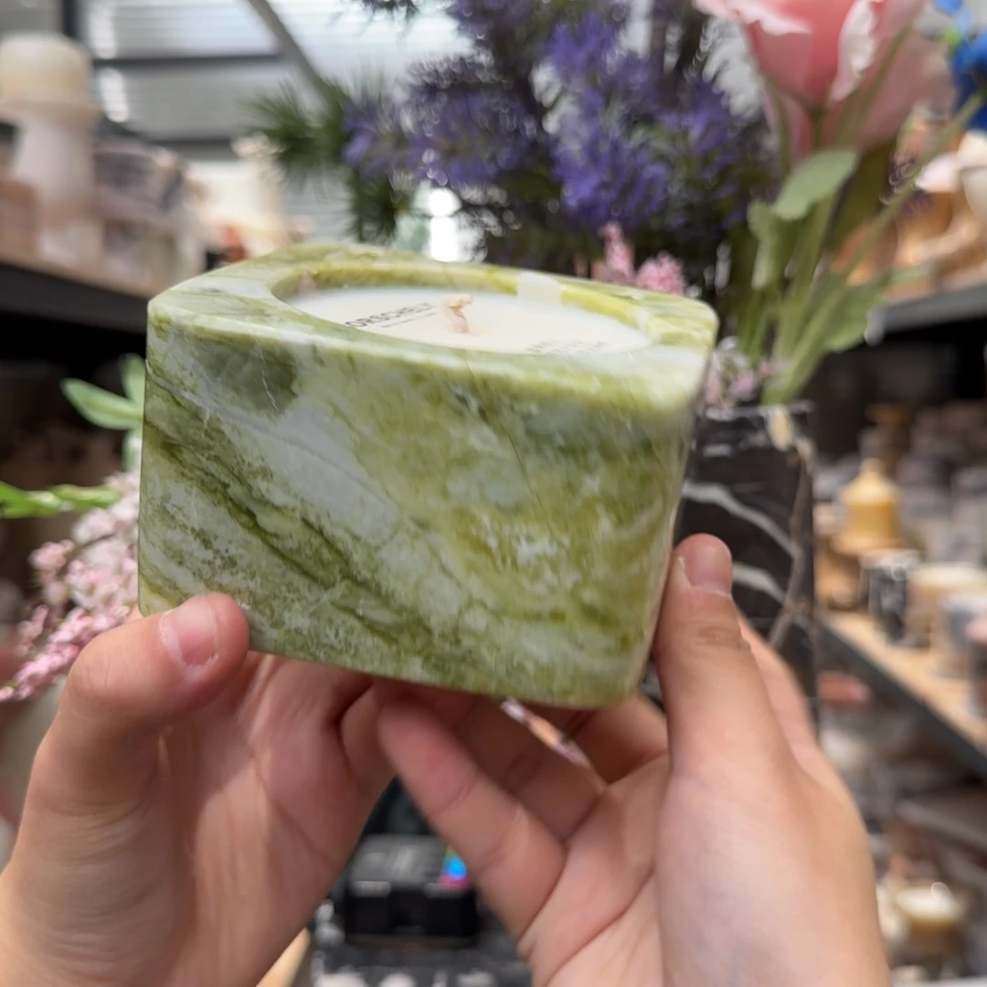 大理石h96。  两个亿。