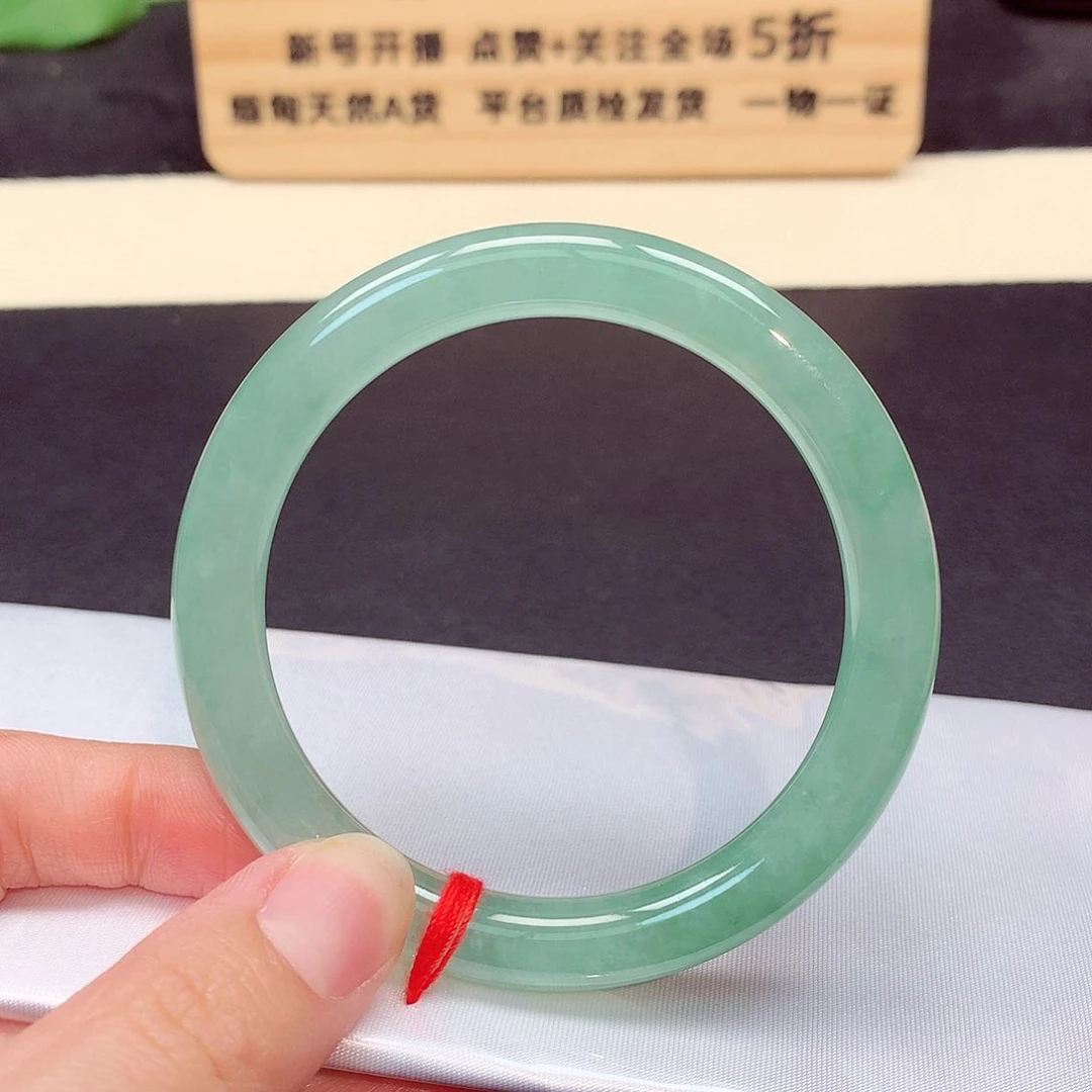 翡翠手镯未镶嵌560号