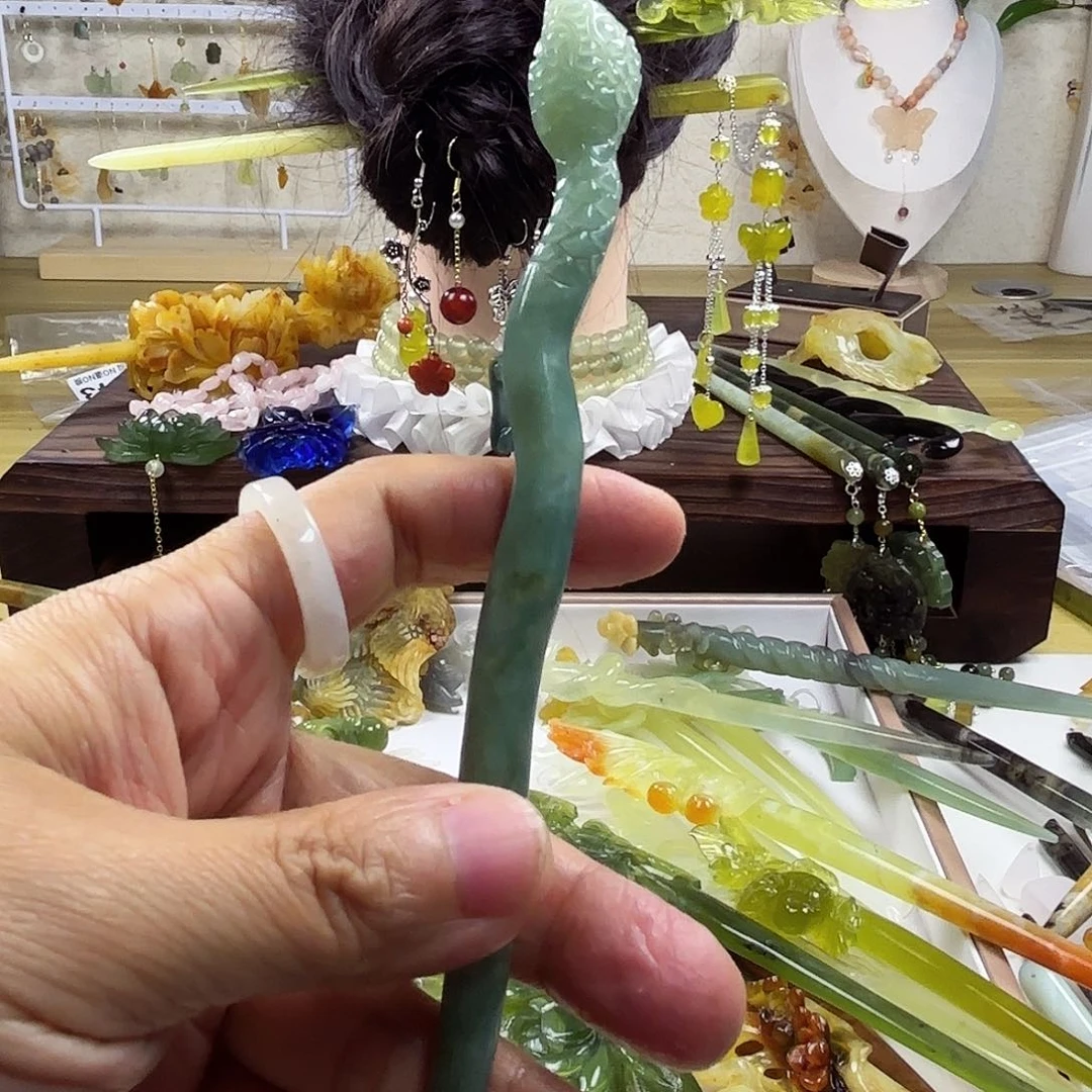 蛇纹石玉发饰合金