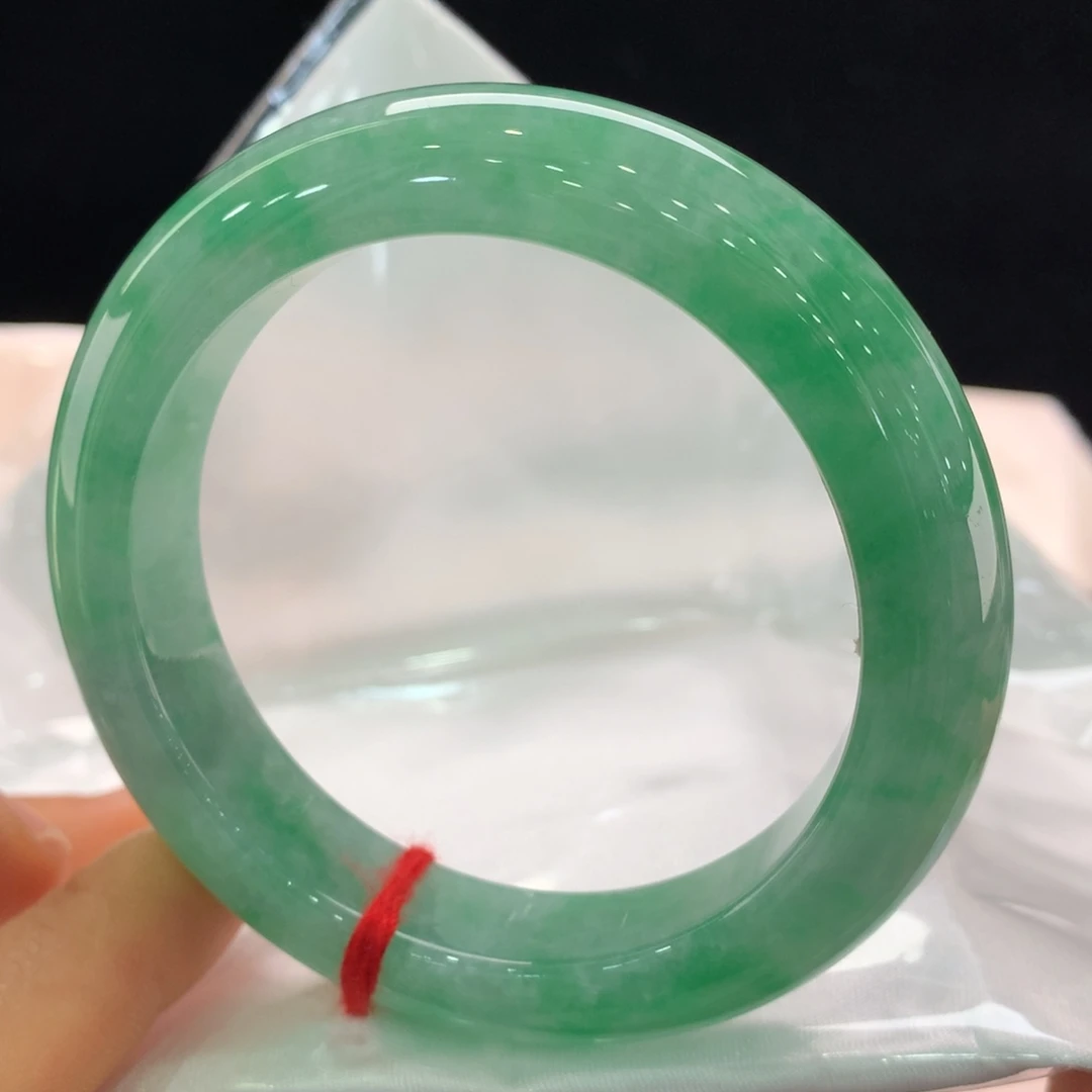 翡翠未镶嵌手镯1223