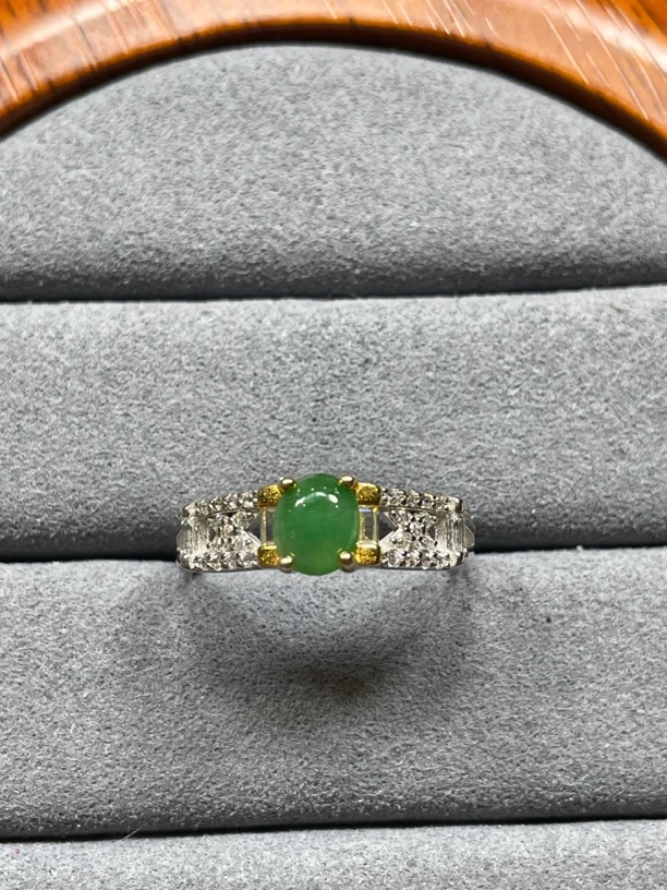 925银镶嵌天然缅料a货翡翠戒指