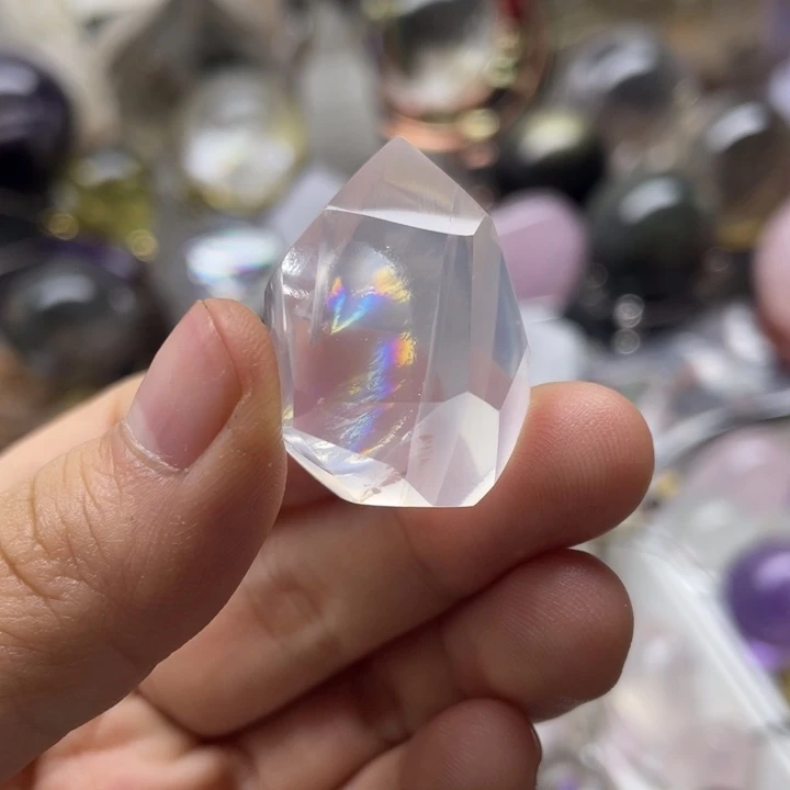 未镶嵌水晶珠宝半成品