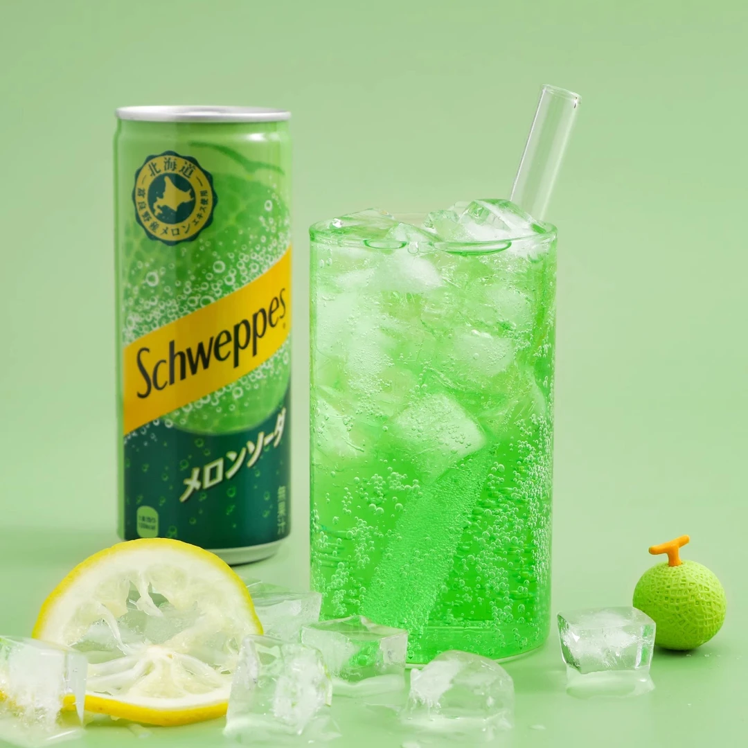 日本进口可口可乐怡泉哈密瓜汽水饮料夏日网红办公室必备解渴饮品