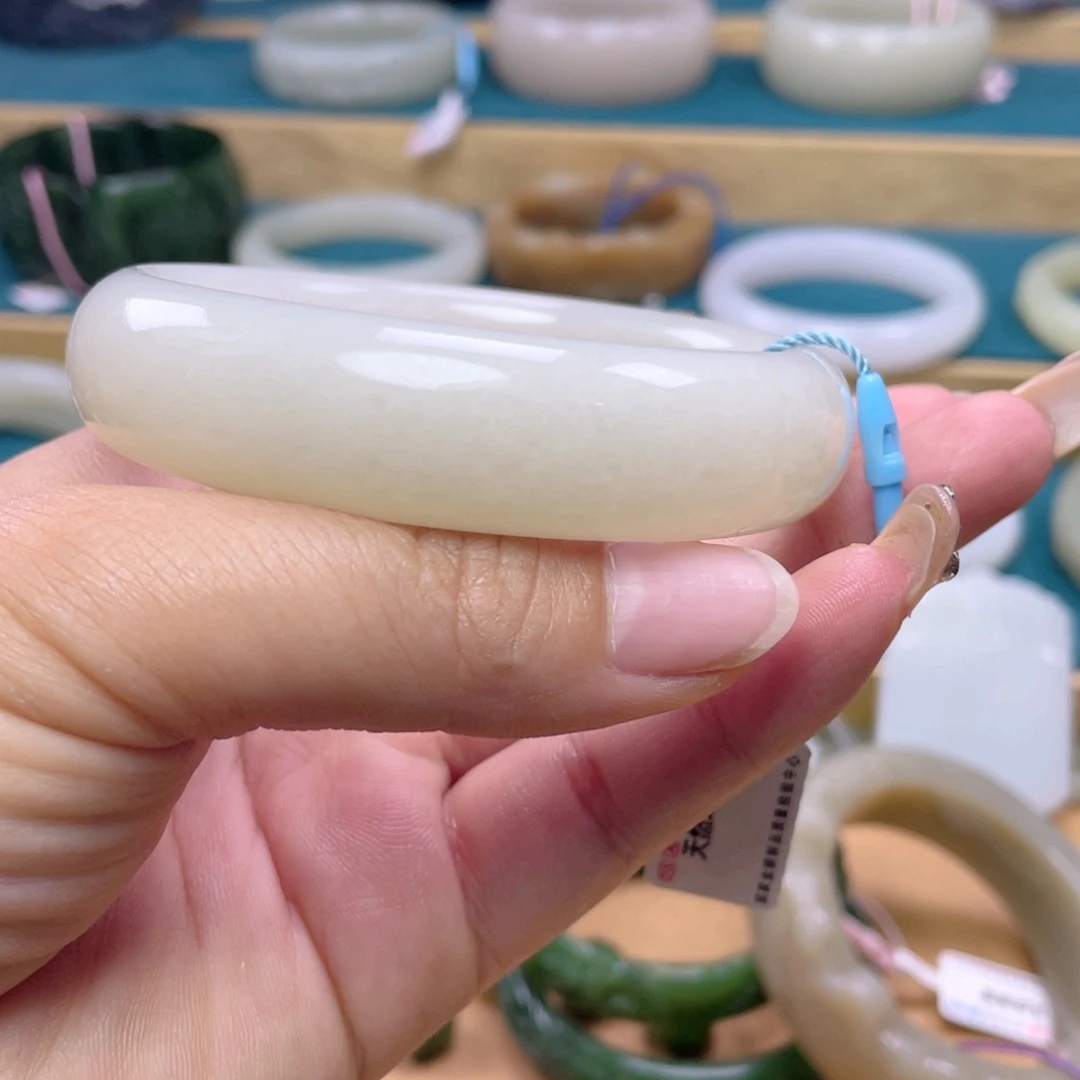 和田玉手镯未镶嵌20