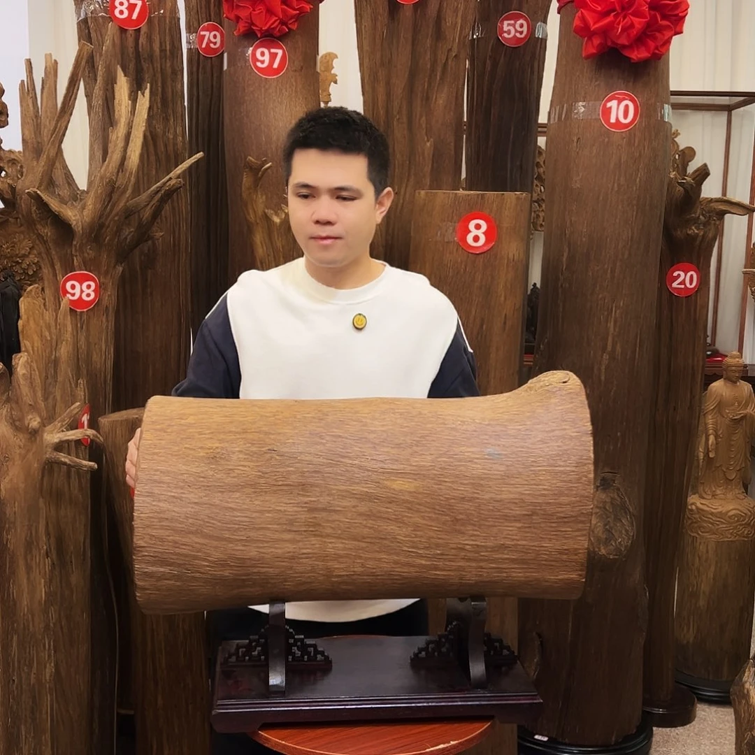 管***忠沉香沉香碎屑沉香原材料