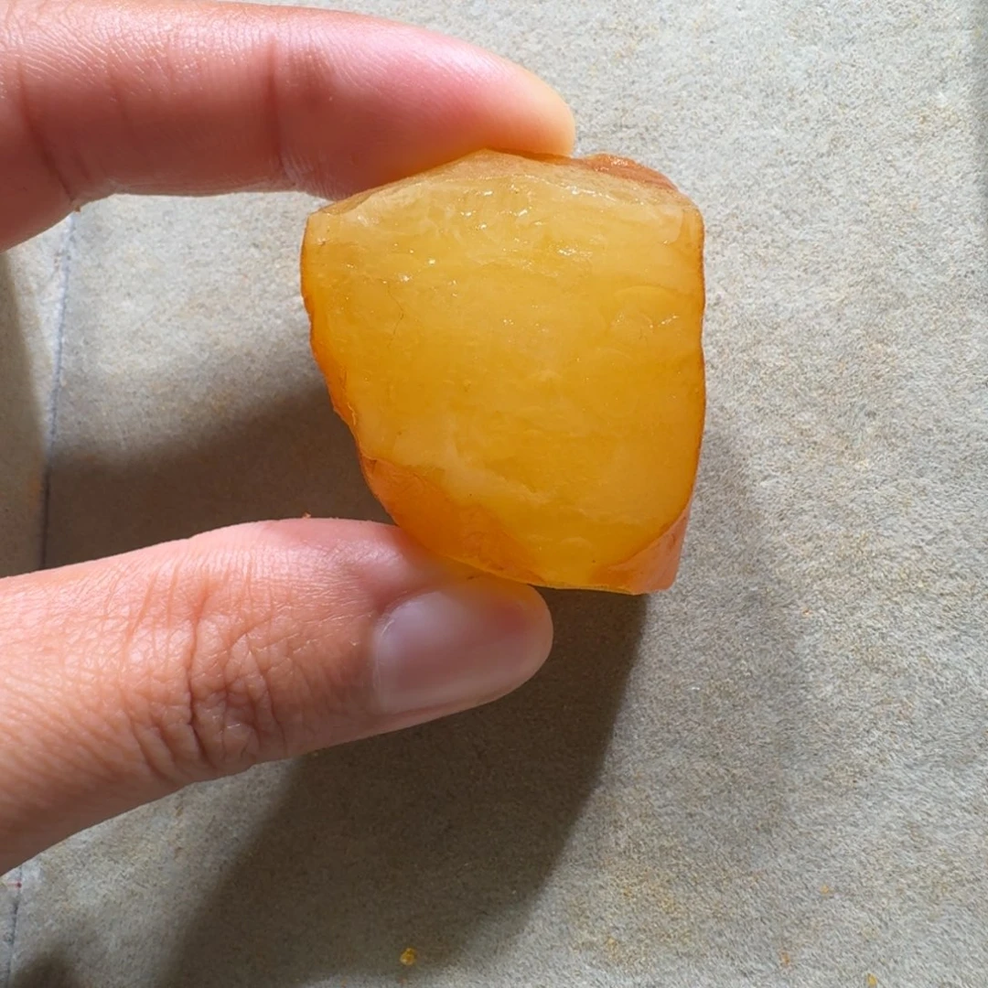 定制琥珀未镶嵌定制