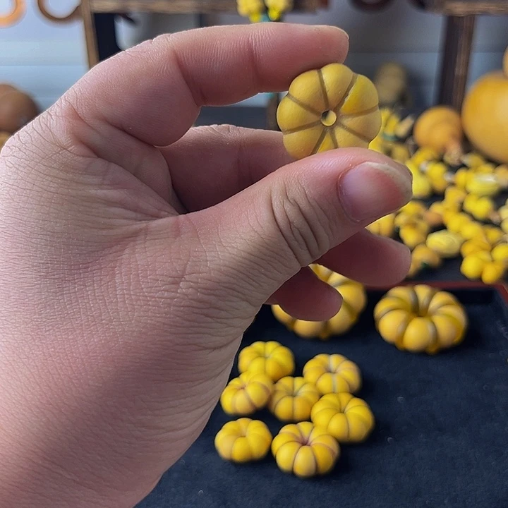 胶带三****?我在外面吃饭