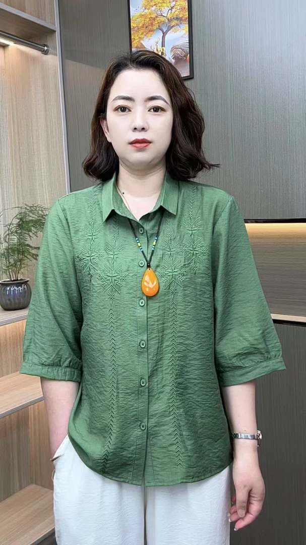 夏季纯色刺绣七分袖上衣时尚妈妈洋气宽松减龄显瘦薄款短袖上衣