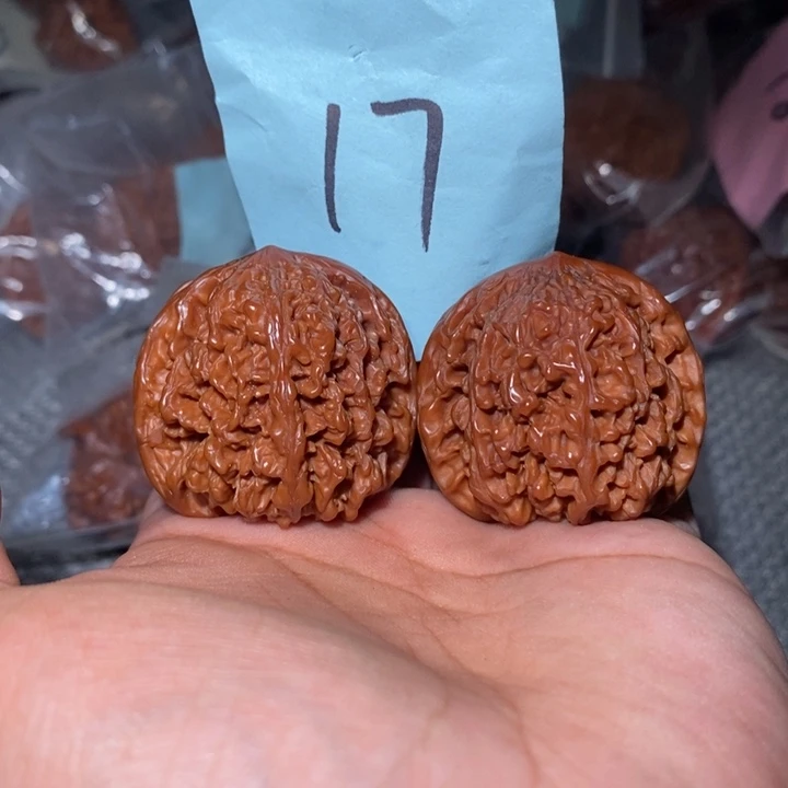 桃核把件41尺满天星