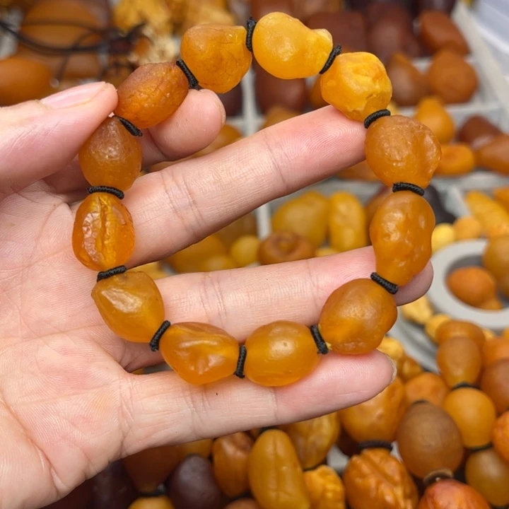 琥珀未镶嵌裸石天然蜜蜡手串