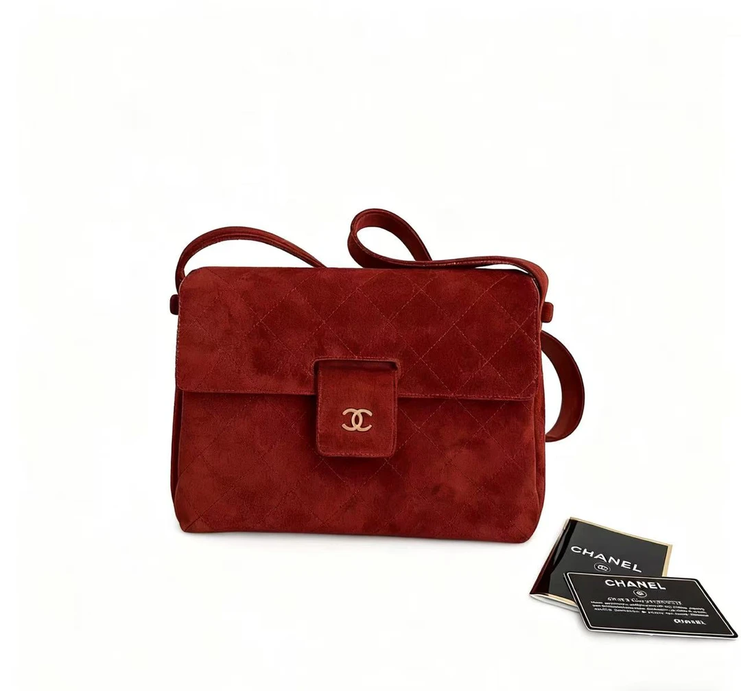 95新 Chanel/香奈儿 99A酒红色金扣麂皮回眸单肩包 二店/15903871