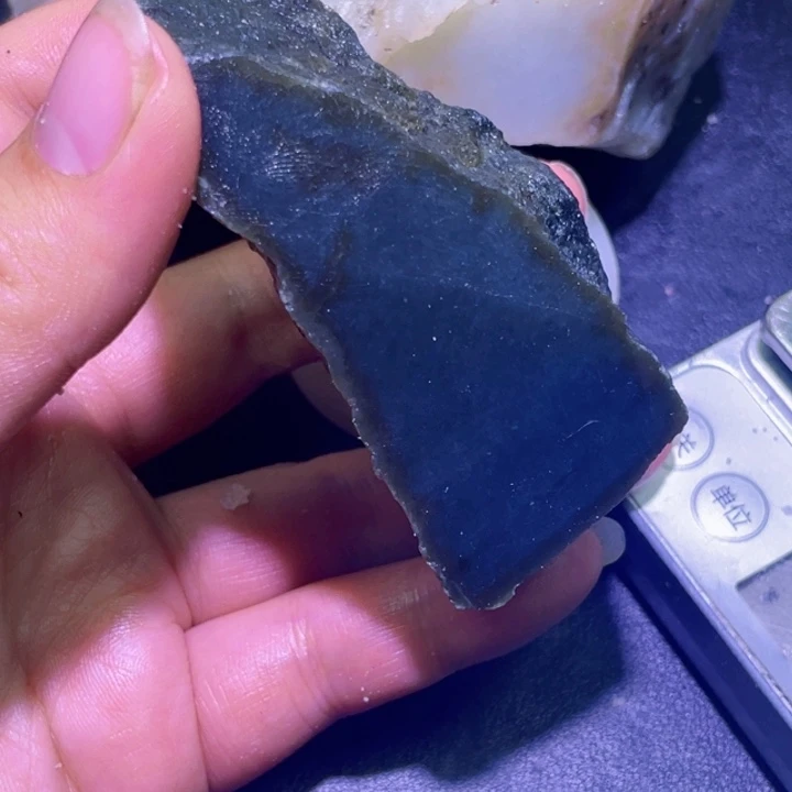 和田玉未镶嵌珠宝半成品