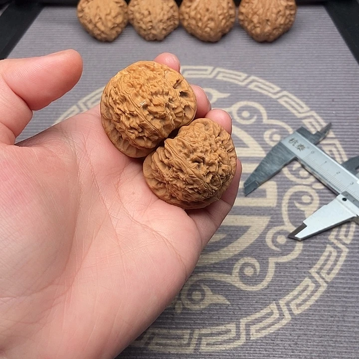 吊坠文玩核桃白狮子37