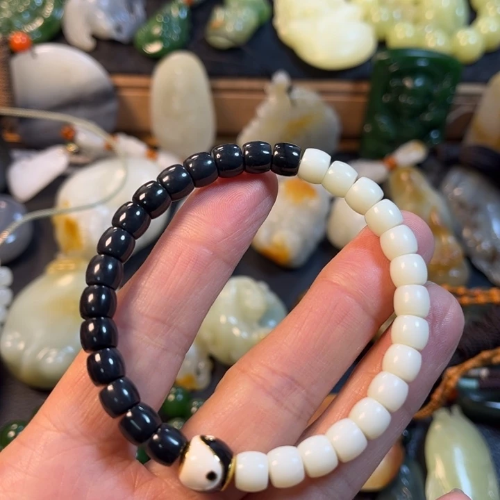 和田玉未镶嵌手链