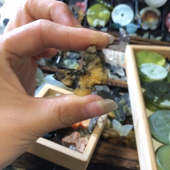 岫玉未镶嵌岫玉挂件