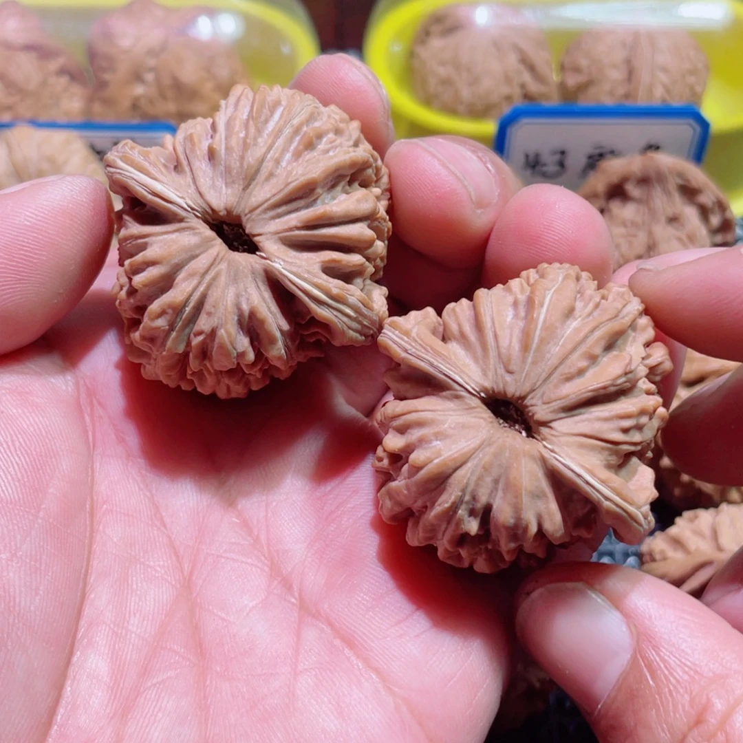 男***人吊坠文玩核桃42老树四座楼狮子头