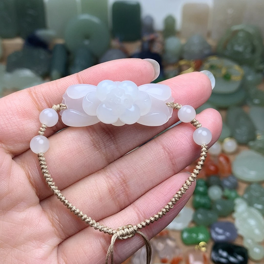 和田玉吊坠未镶嵌