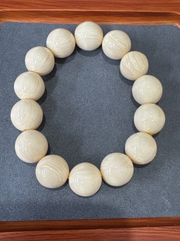 M420号-卡16mm白色手串