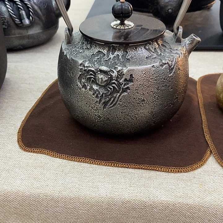 螃蟹砂铁壶1000毫升纯手工打造