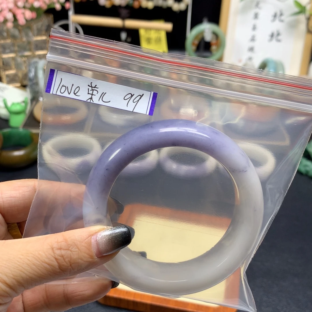 石英质玉手镯未镶嵌じ****儿