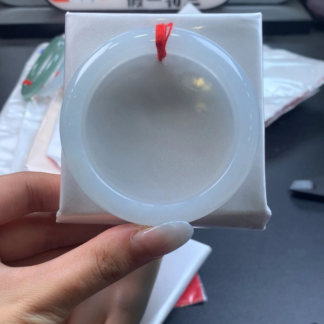 翡翠未镶嵌手镯56圈口