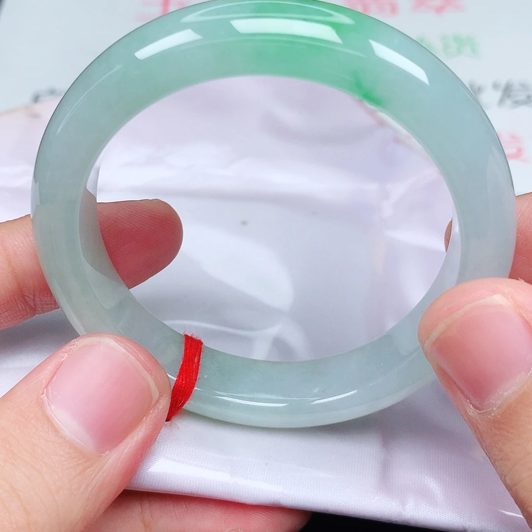 未镶嵌手镯翡翠天然翡翠手镯