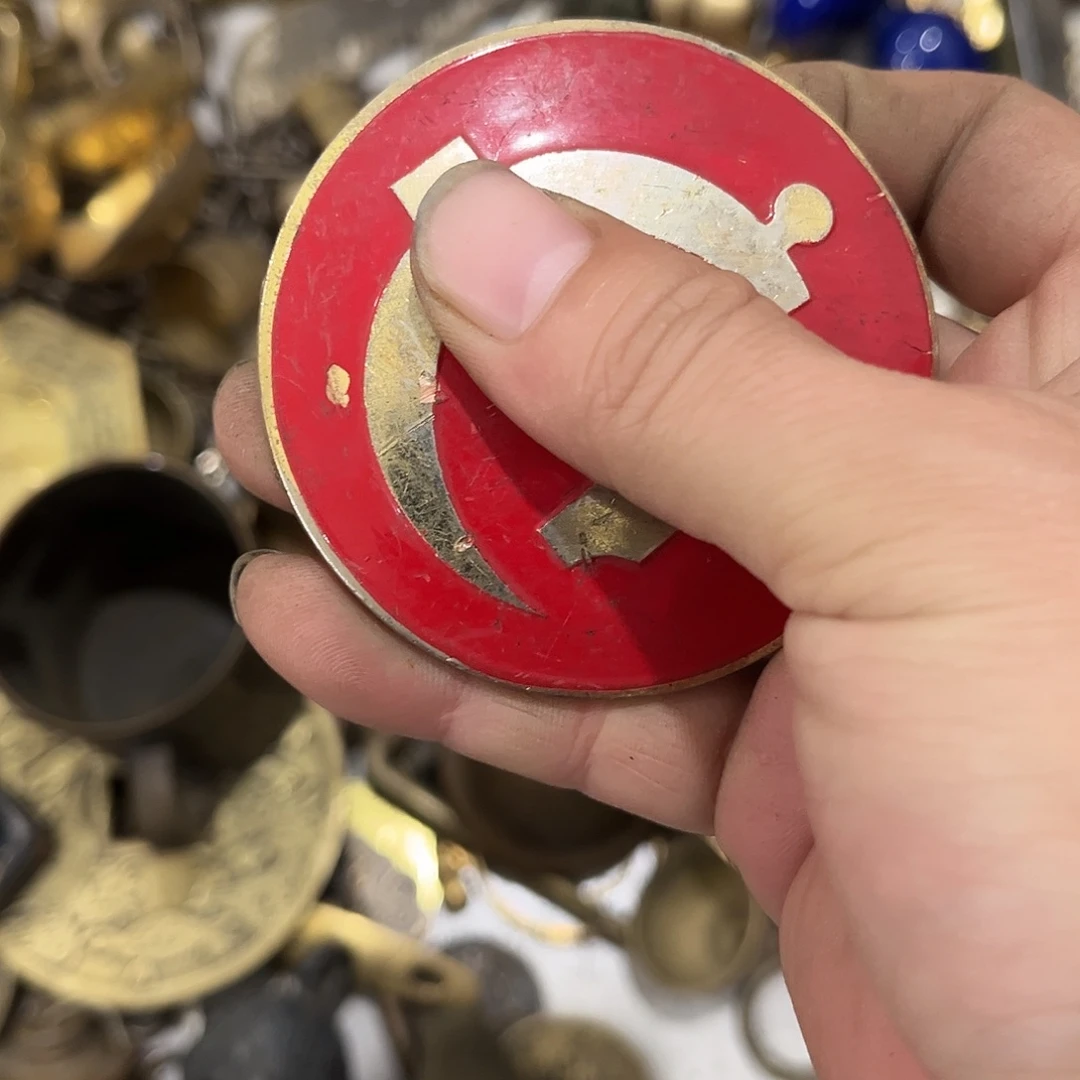 老***俞闪电购铜摆件工艺品