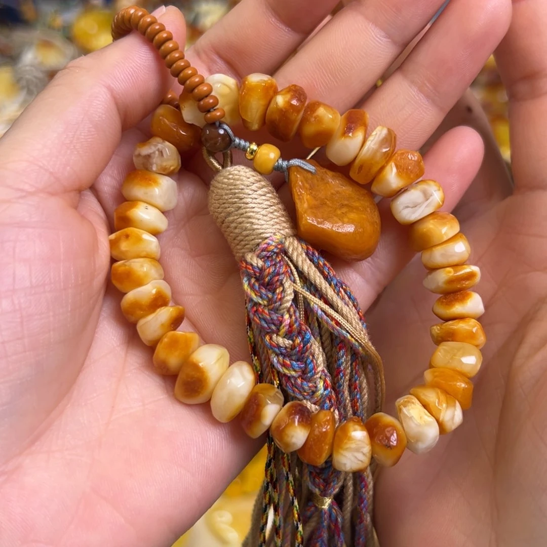 未镶嵌蜜蜡裸石蜜蜡