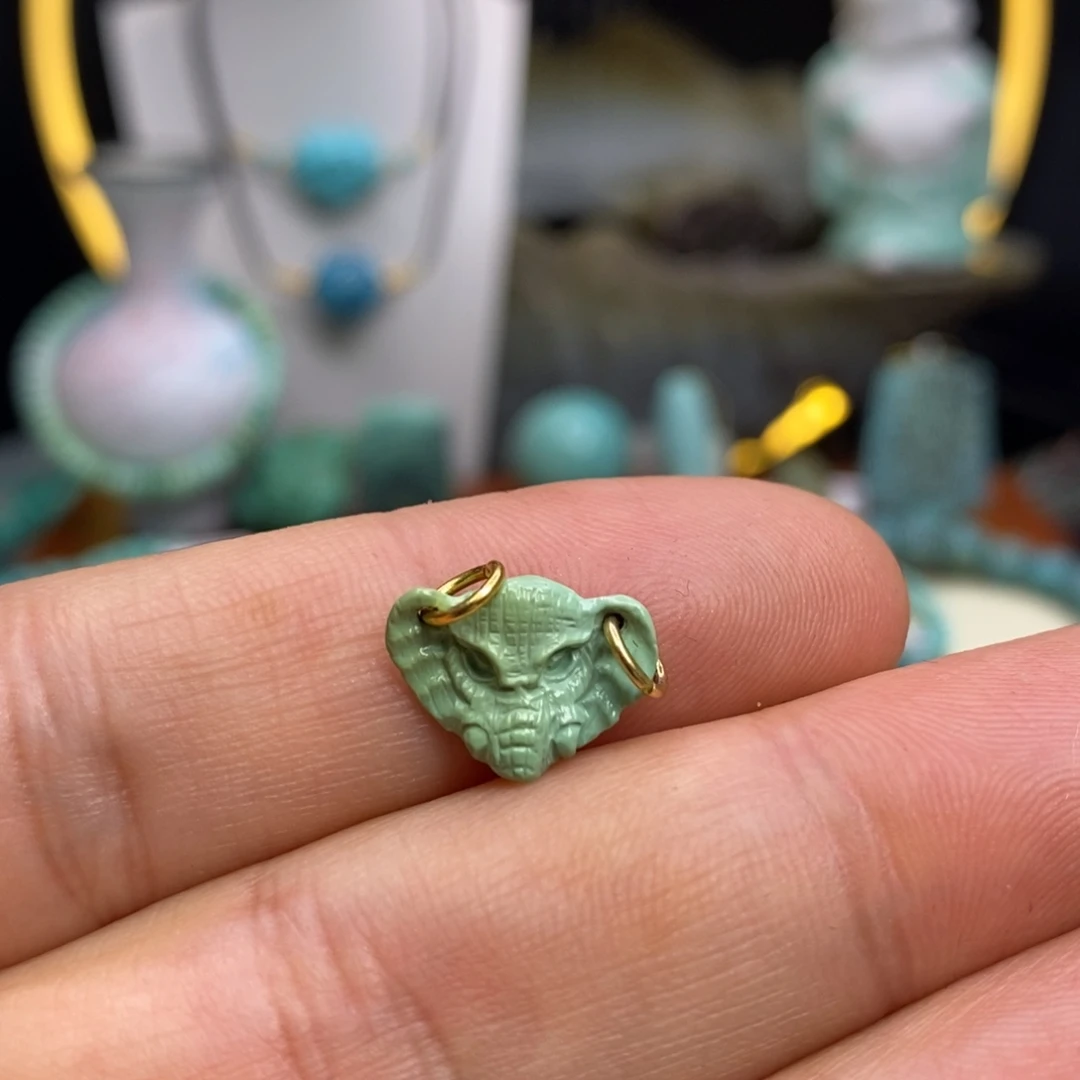 绿松石未镶嵌珠宝奇石