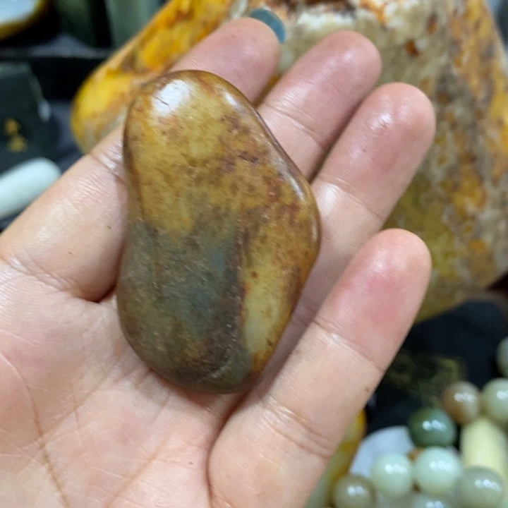 玉***铭未镶嵌和田玉（糖玉）挂件