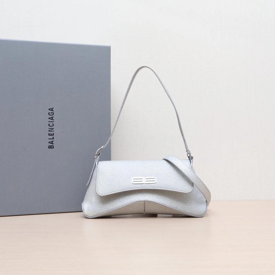 95新 Balenciaga/巴黎世家 闪片flap 斜挎包 小号 P205951136
