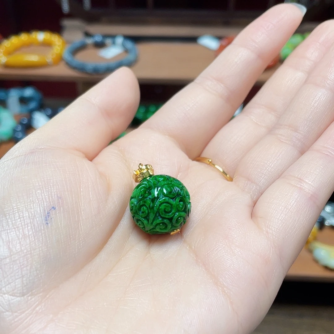 小***龙翡翠未镶嵌手链饰品