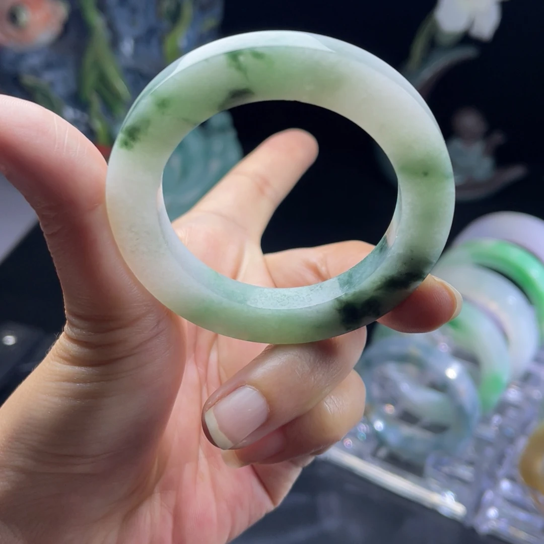 定制翡翠未镶嵌天然翡翠A货手镯