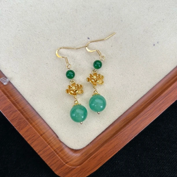 翡翠绿色耳饰精致049